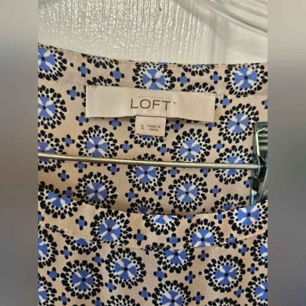 LOFT Blue and Cream Geometric Blouse Small